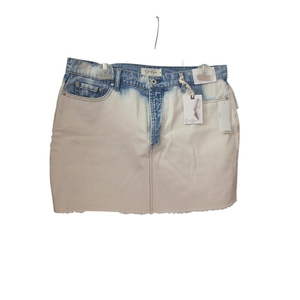 Jessica Simpson Denim Mini Skirt Women’sSize 31 NWT WhiteBlue Colorblock Raw Hem